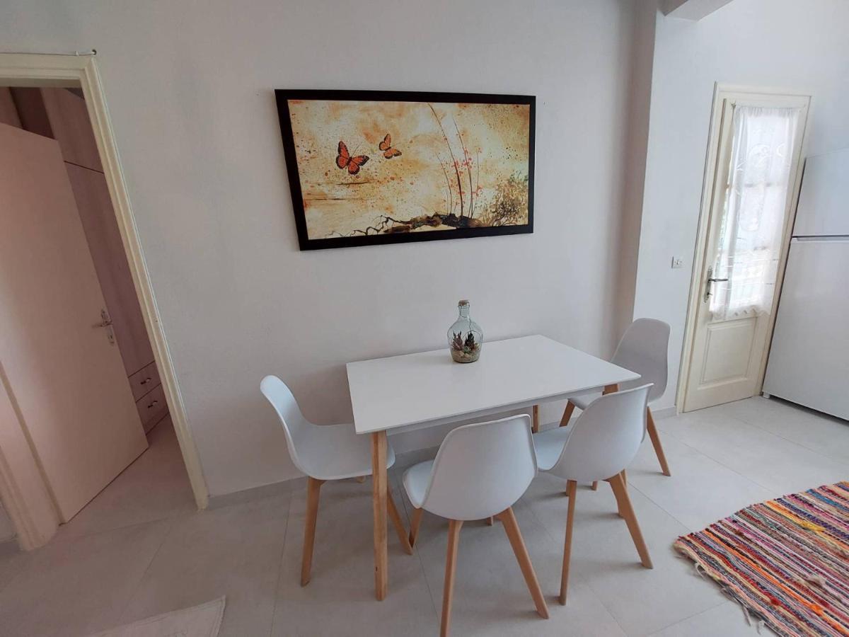 Anatoli Apartment بيراما المظهر الخارجي الصورة